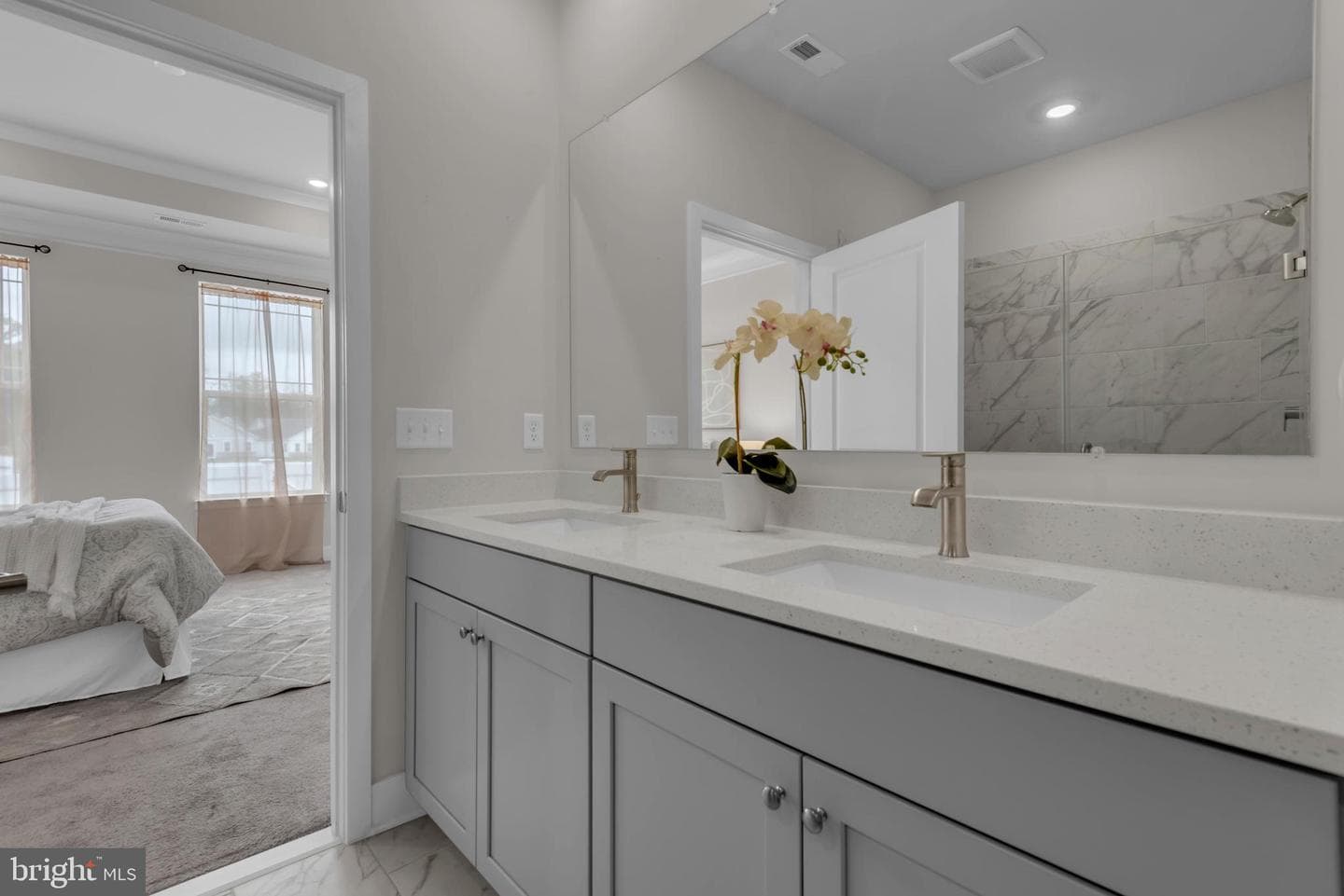 10722 Great Lakes Pl photo 16