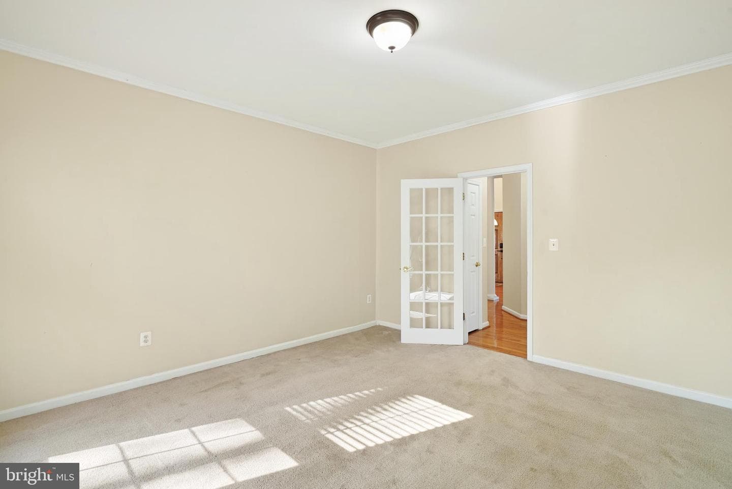 4900 Webfoot Court photo 17