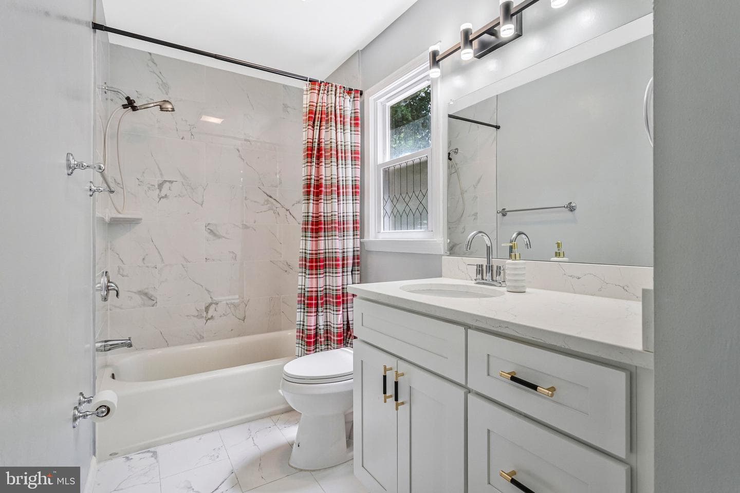11563 Timberbrook Drive photo 9
