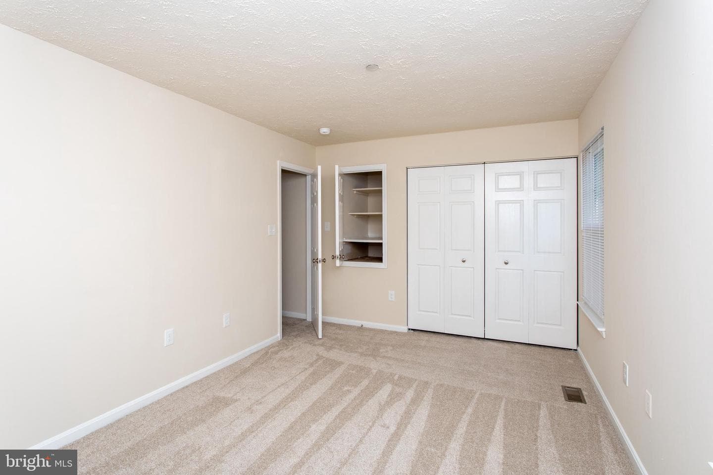 2533 Regal Place photo 29