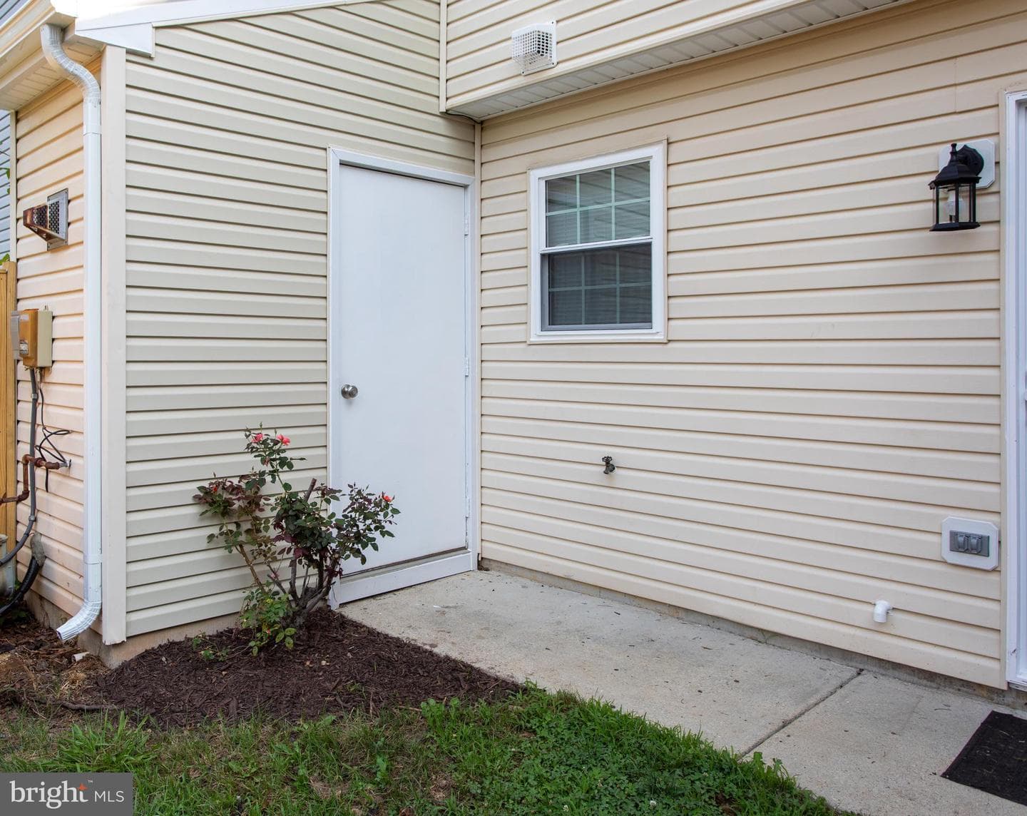 2533 Regal Place photo 41