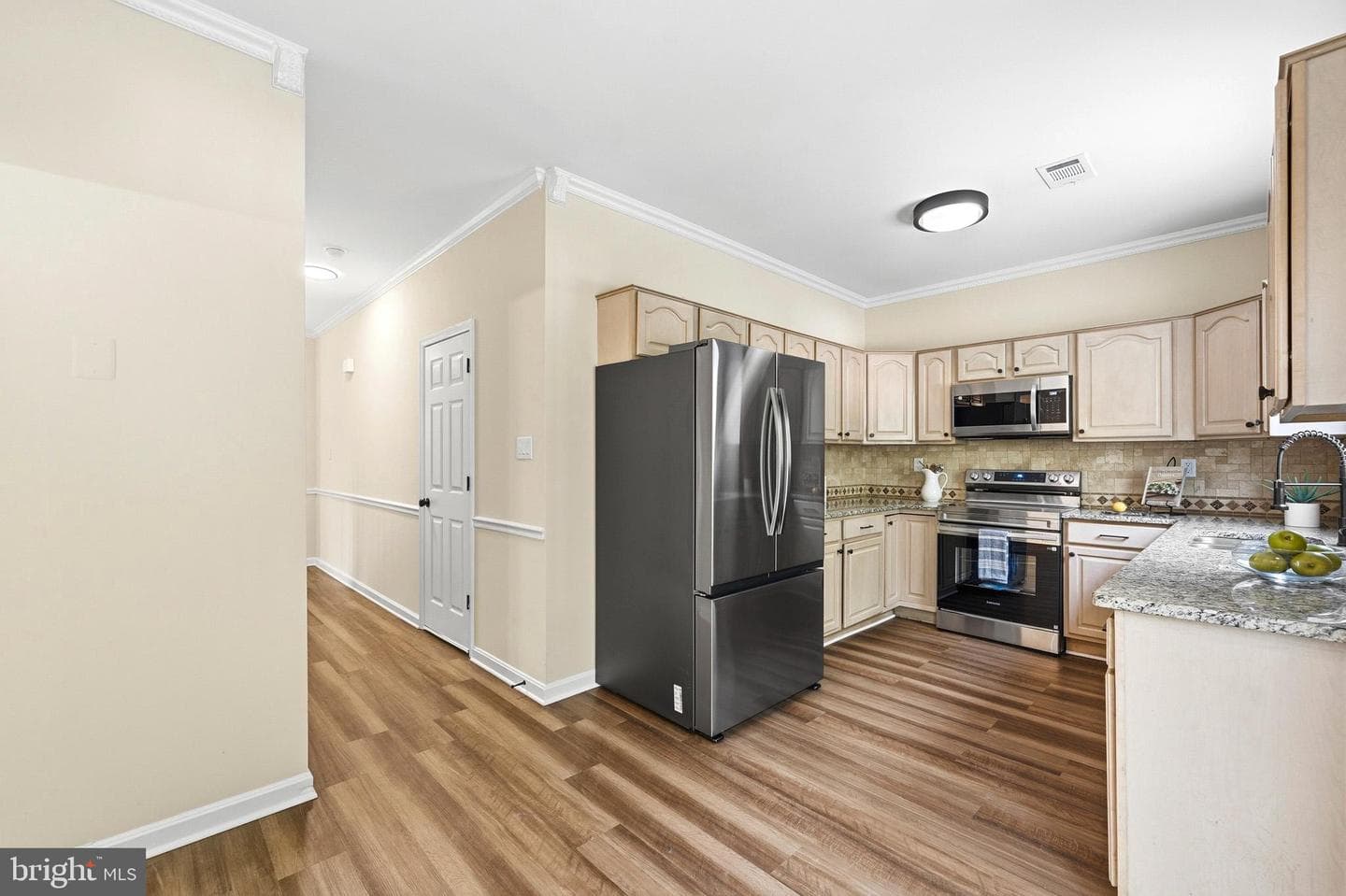 3180 Gainsborough Court photo 13
