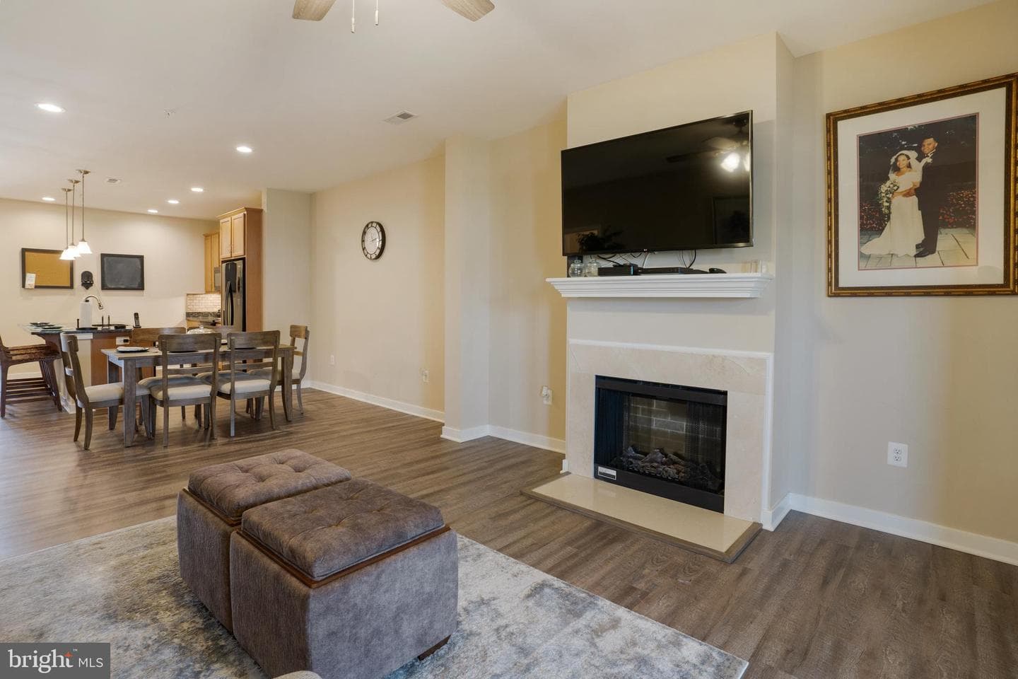 100 Camden Circle photo 20