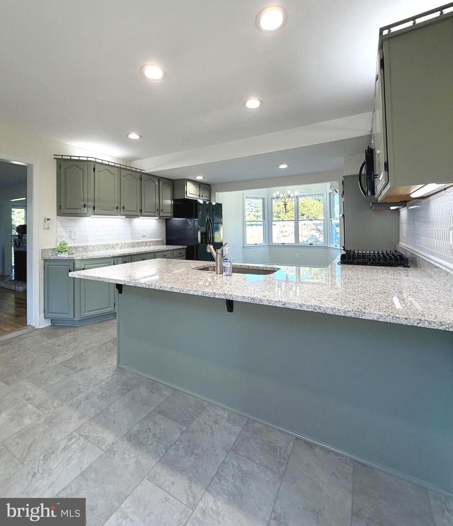 103 Williamson Street photo 12