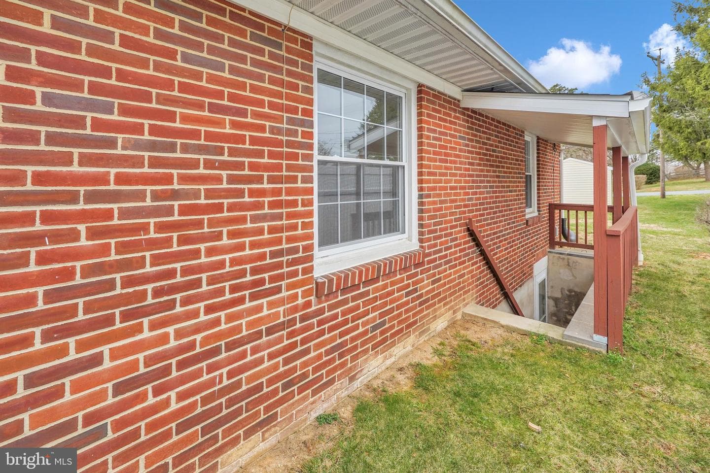 4138 Hillcrest Avenue photo 27