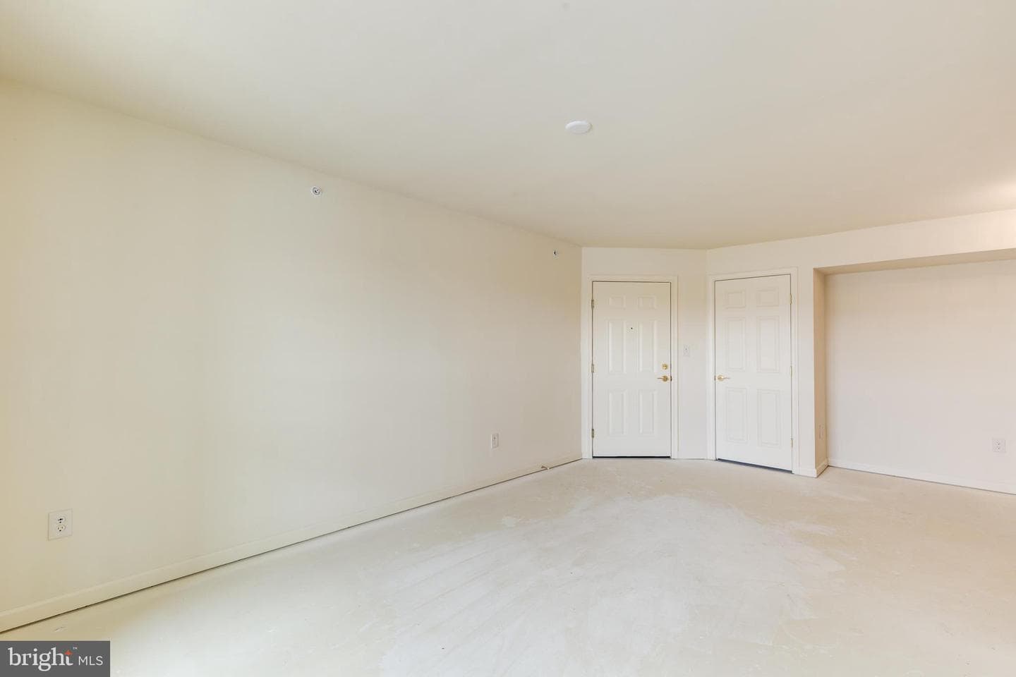820 Wembley Drive #3d photo 4