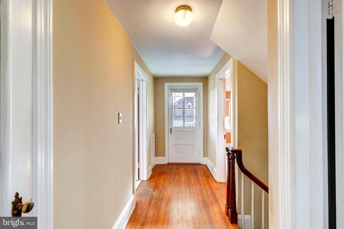88 W Green Street photo 8