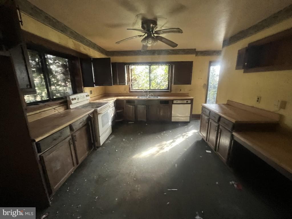 35 Houck Road photo 3
