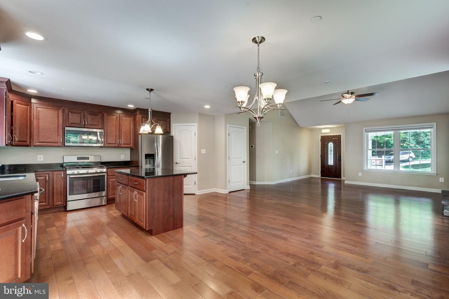 283 Maring Drive photo 11