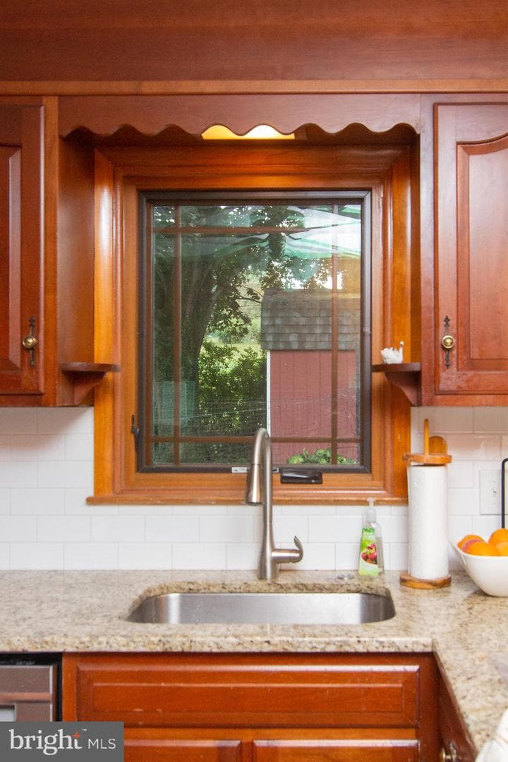 9 Sullivan Road photo 18