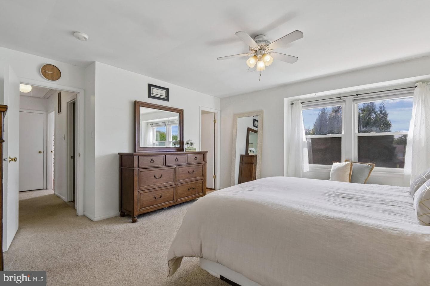6410 Taper Court photo 34