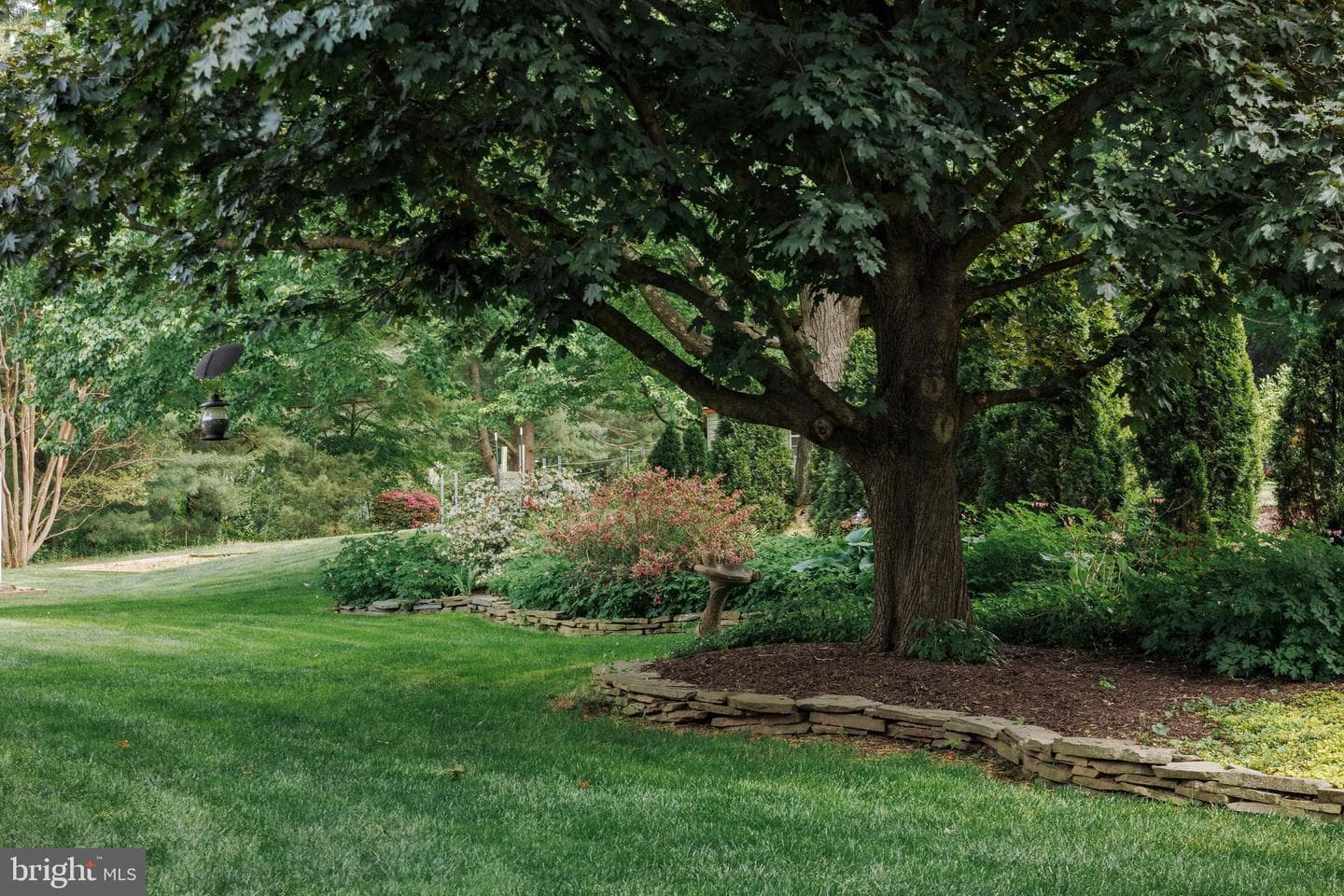 107 White Way photo 41