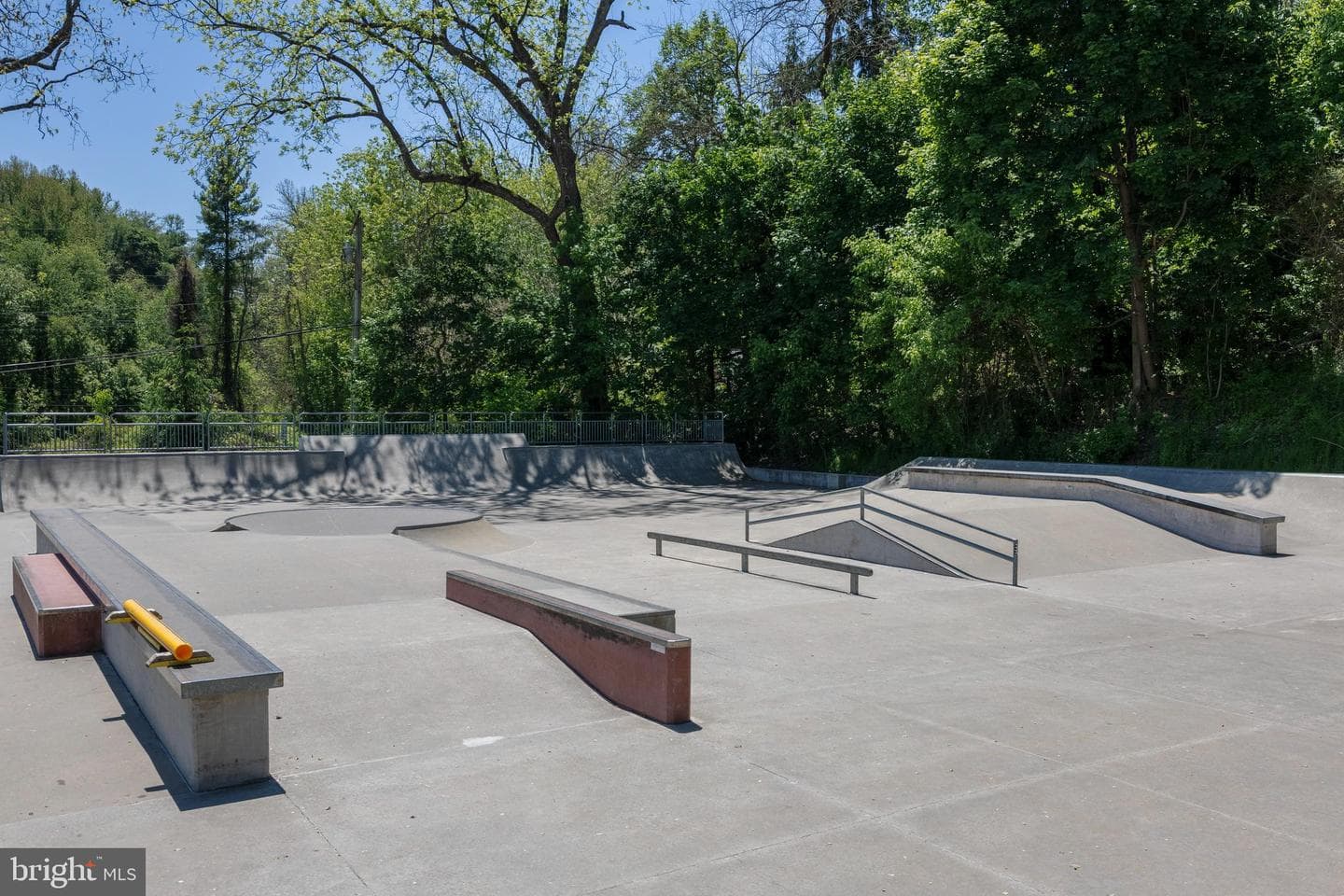 107 White Way photo 62