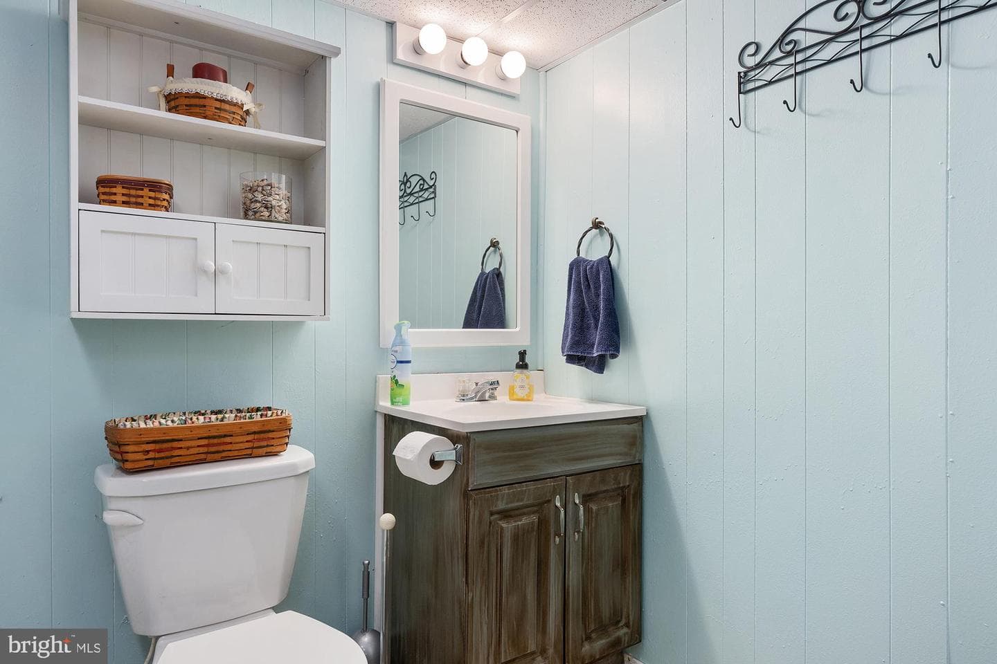 463 E Green Street photo 38