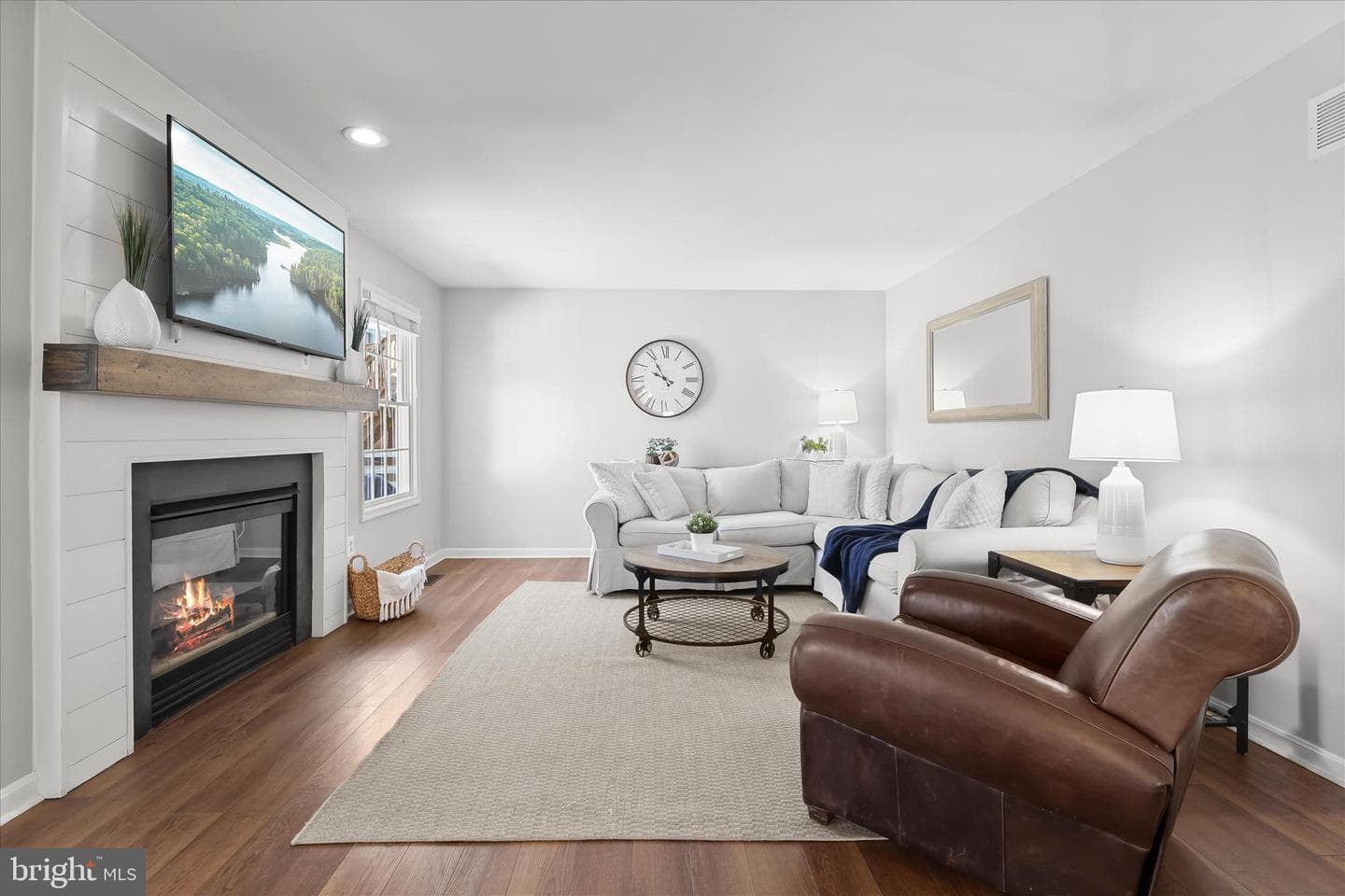 303 Bridlewreath Way photo 4