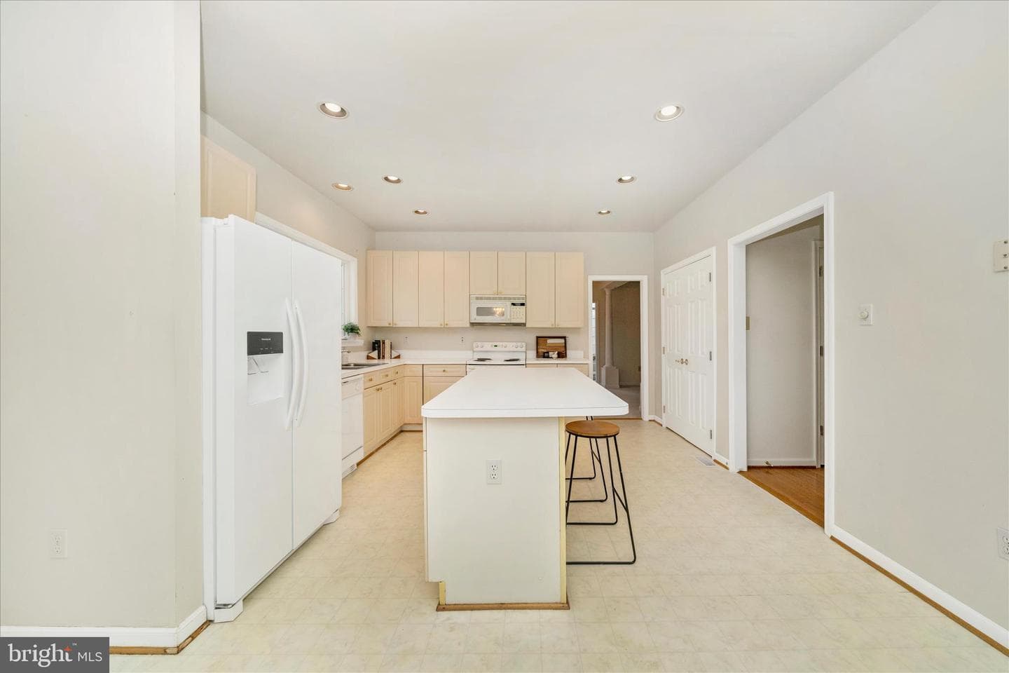 6329 Belmont Circle photo 29