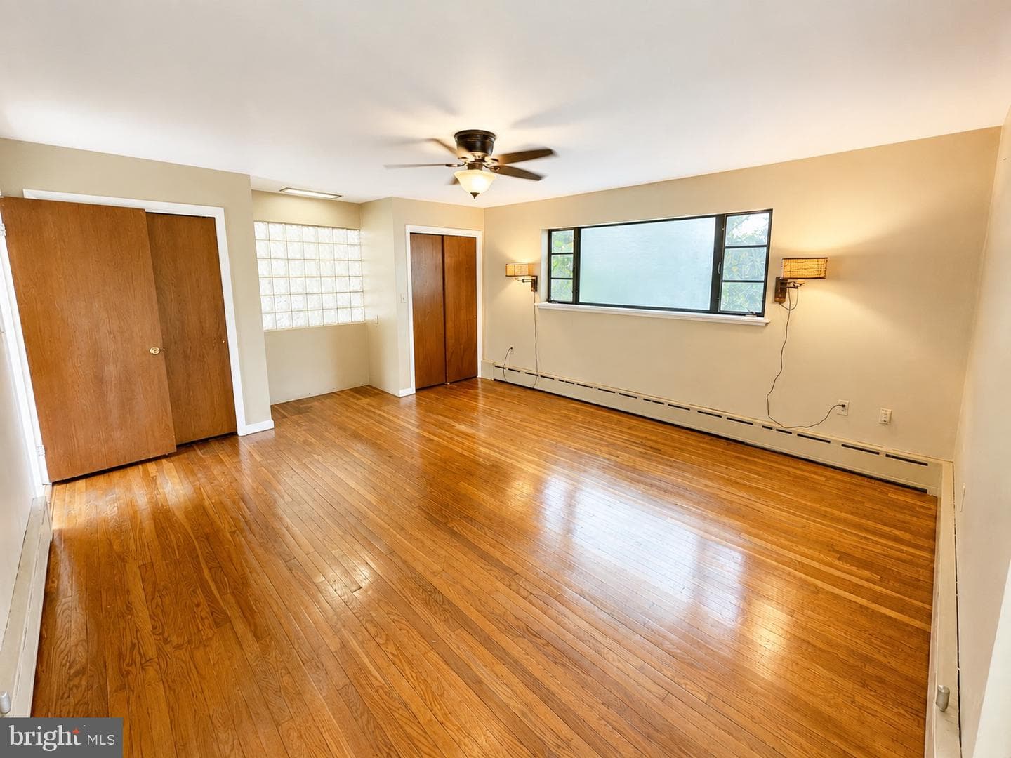 102 Bond Street photo 19