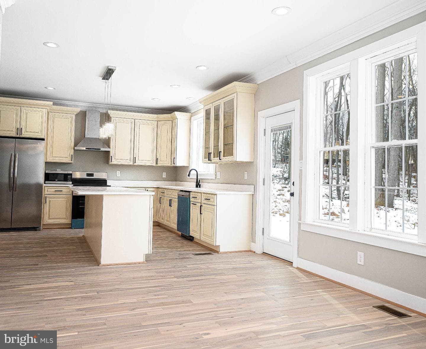 831 Deer Ridge Drive photo 21