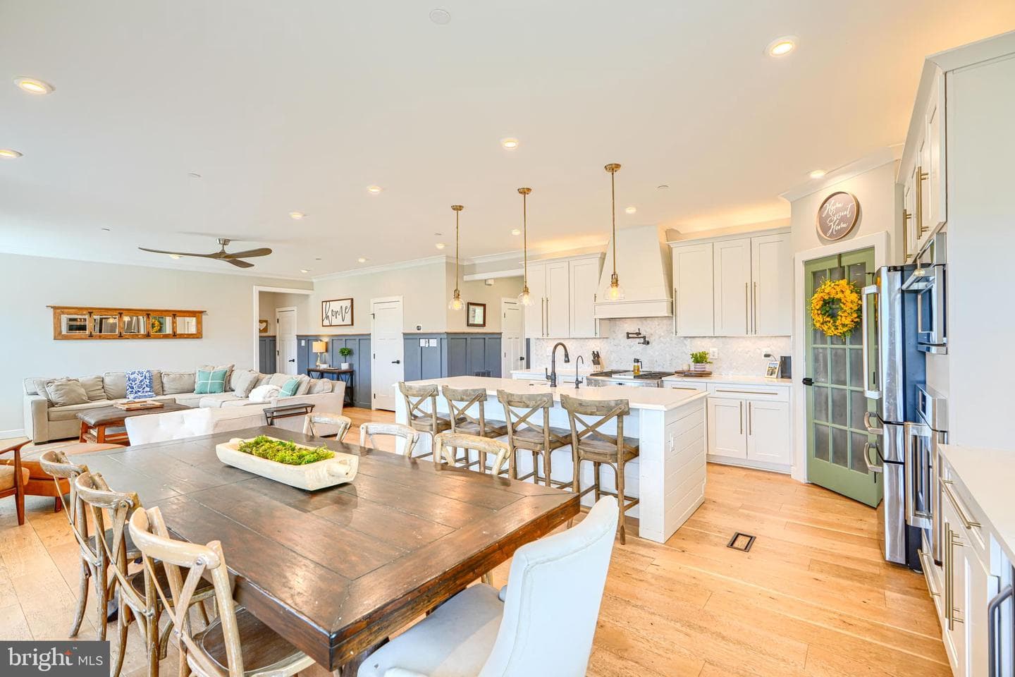 2553 Hanover Pike photo 14
