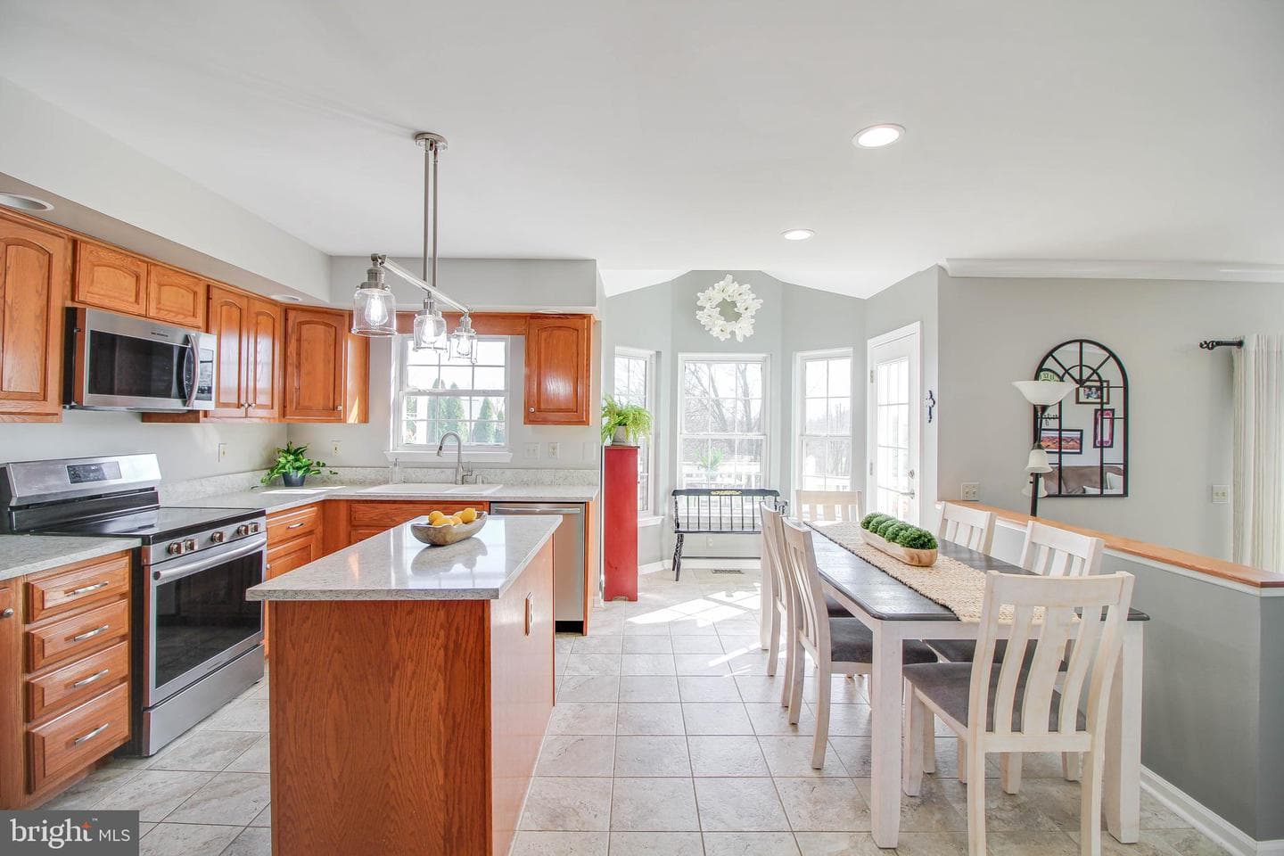 2989 Wheatfield Road photo 7