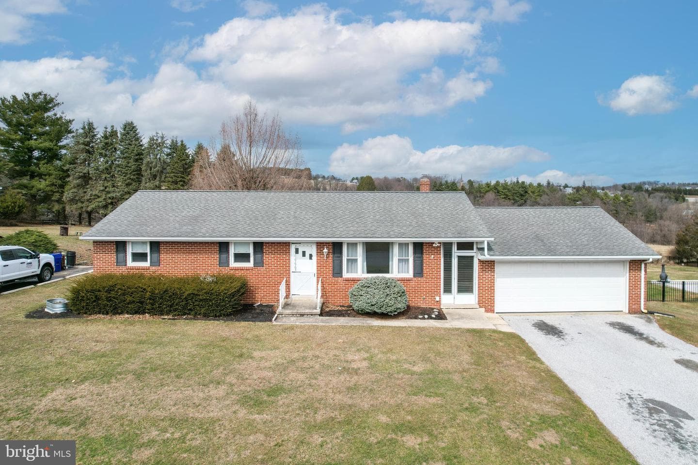3284 Charmil Drive photo 29