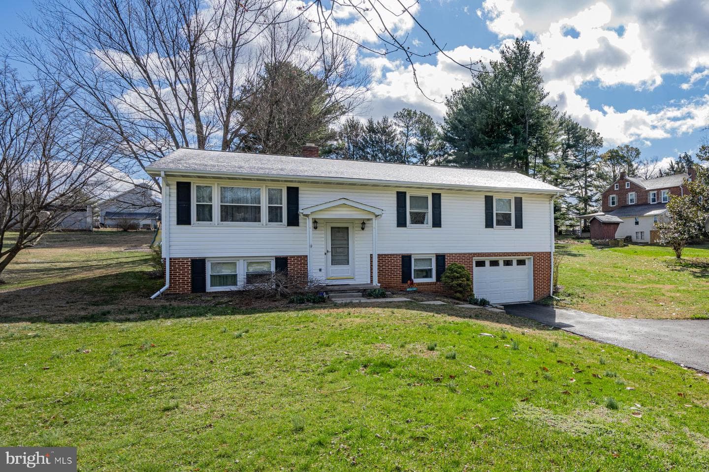 3011 Glenvue Drive