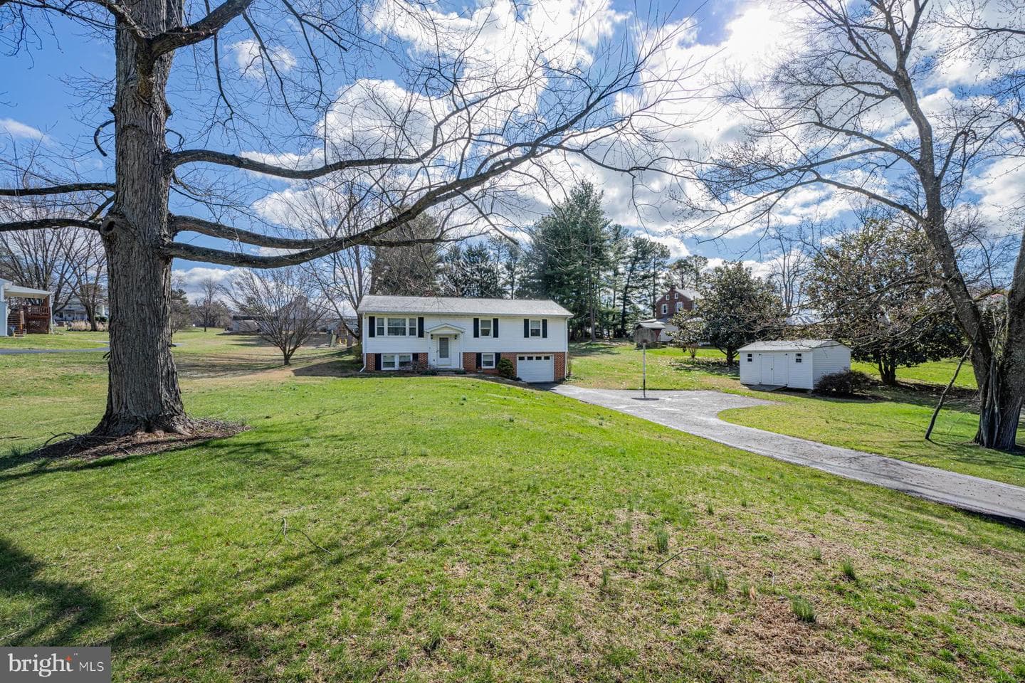 3011 Glenvue Drive photo 34