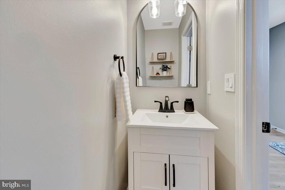 1111 Canon Way photo 25