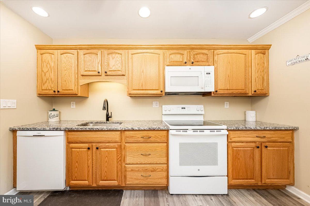 2536 Sandymount Road photo 10