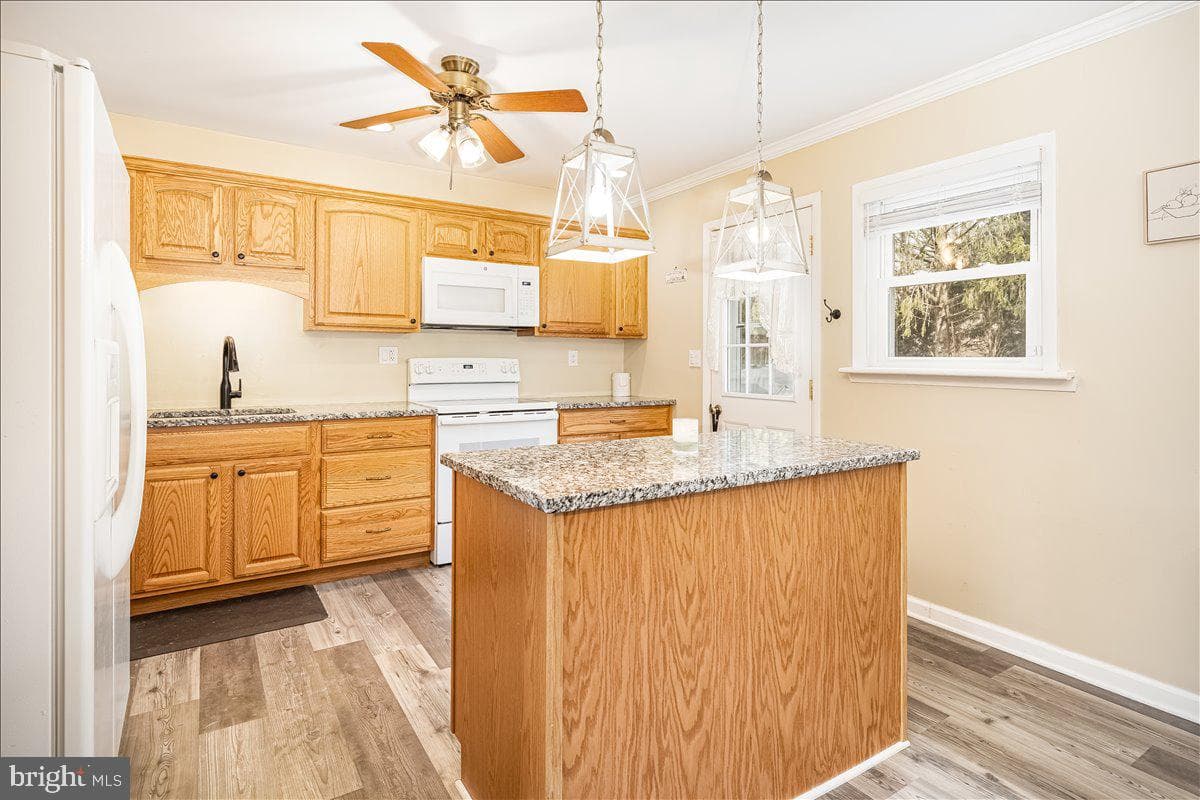2536 Sandymount Road photo 12