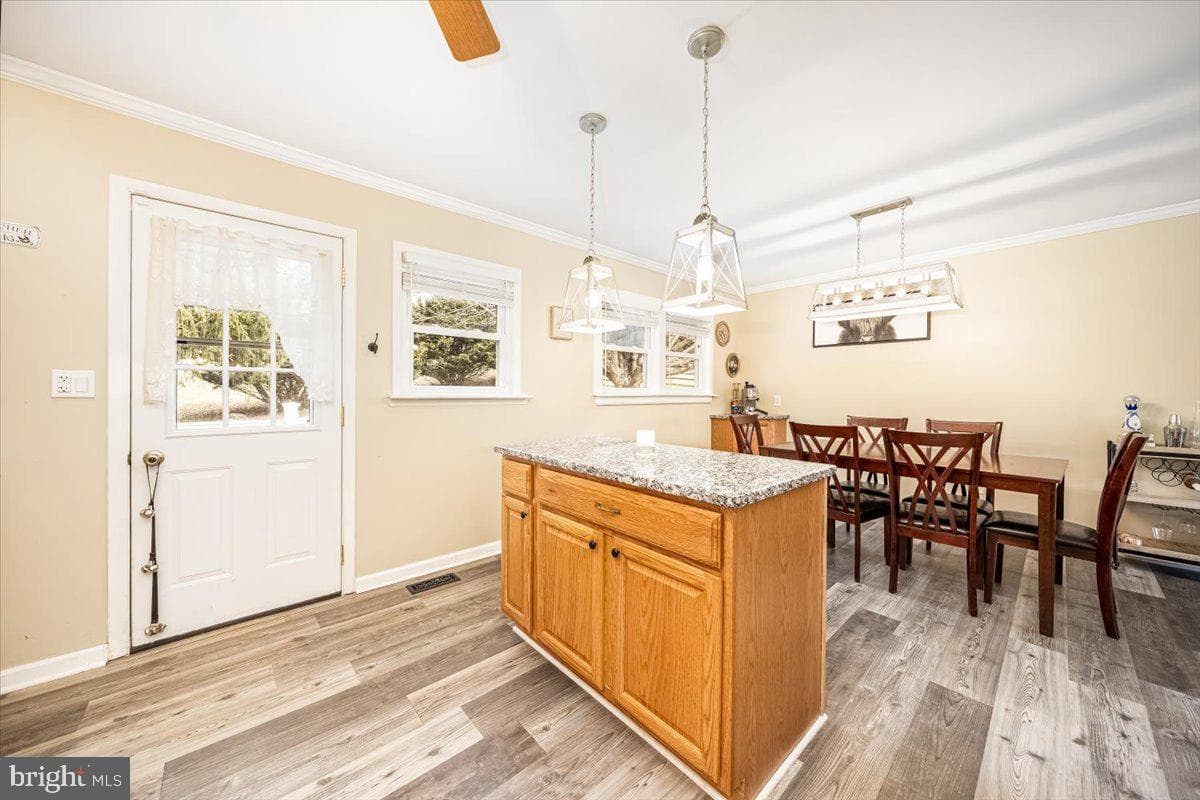 2536 Sandymount Road photo 13