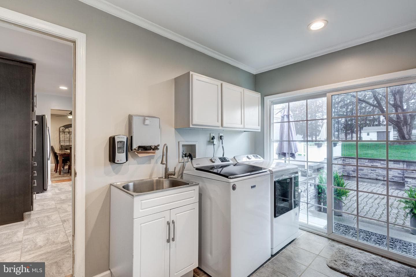 2106 Spencer Lane photo 15