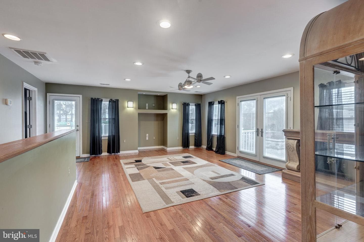 2106 Spencer Lane photo 17
