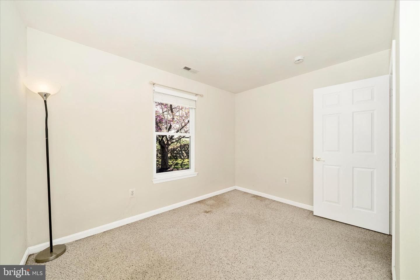 908 Roller Coaster Court photo 31