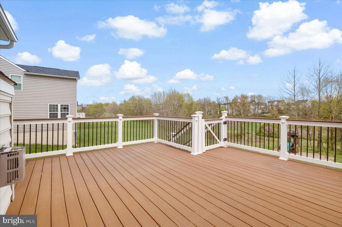 873 Amherst Lane photo 31
