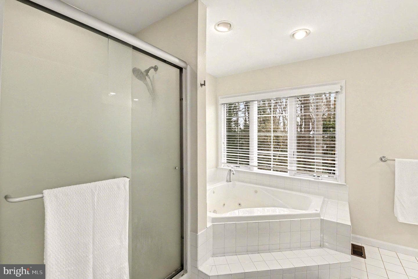 2201 Cedar Hill Drive photo 15