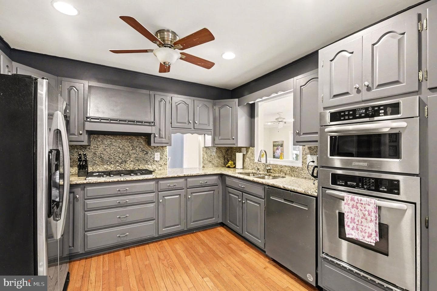 2201 Cedar Hill Drive photo 8