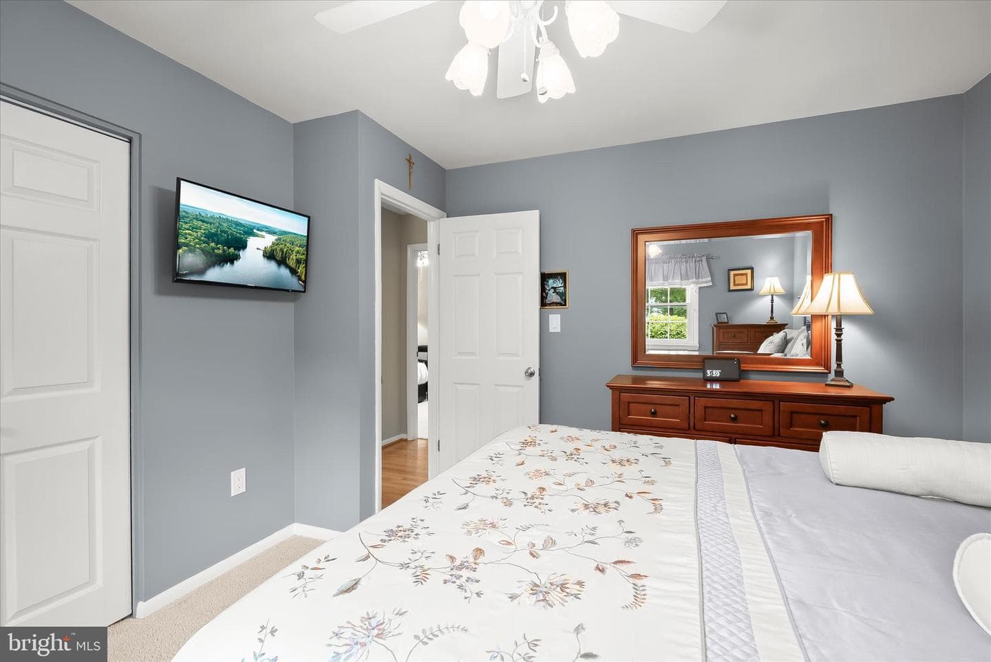 3002 Glenvue Drive photo 21