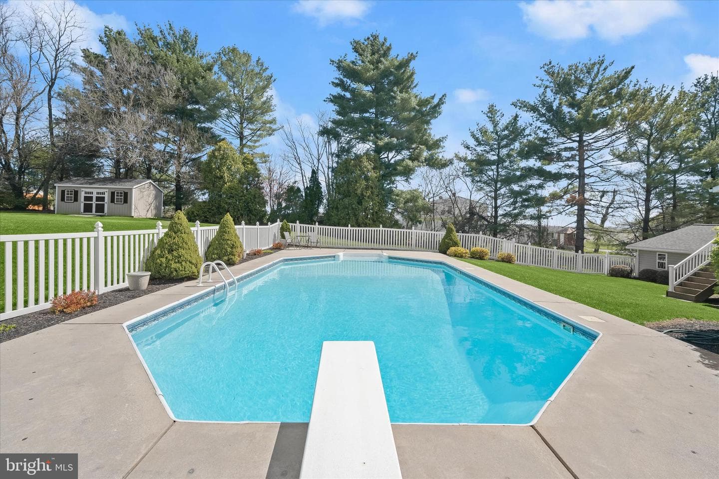 3002 Glenvue Drive photo 39