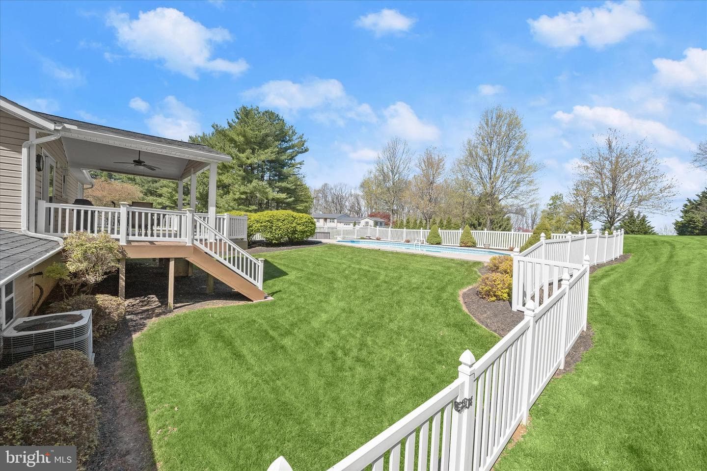 3002 Glenvue Drive photo 47