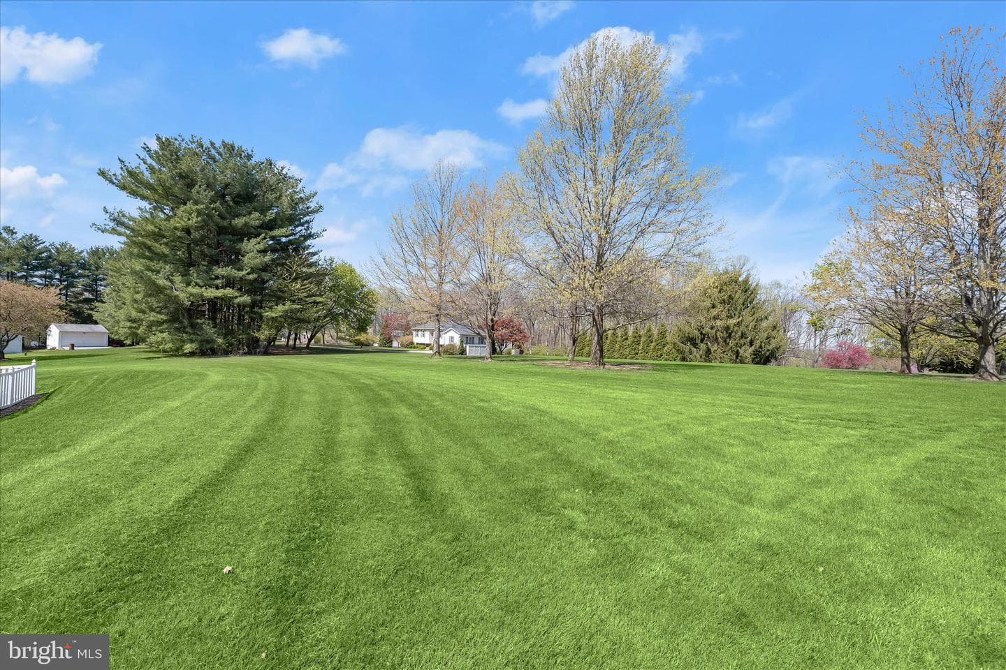 3002 Glenvue Drive photo 52