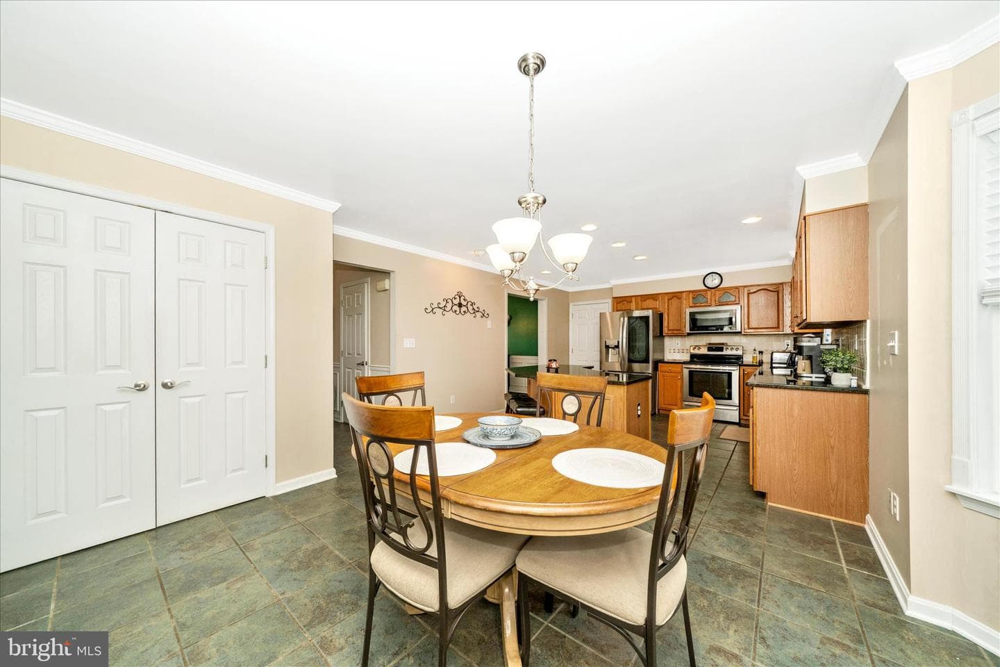 1410 Knox Court photo 19