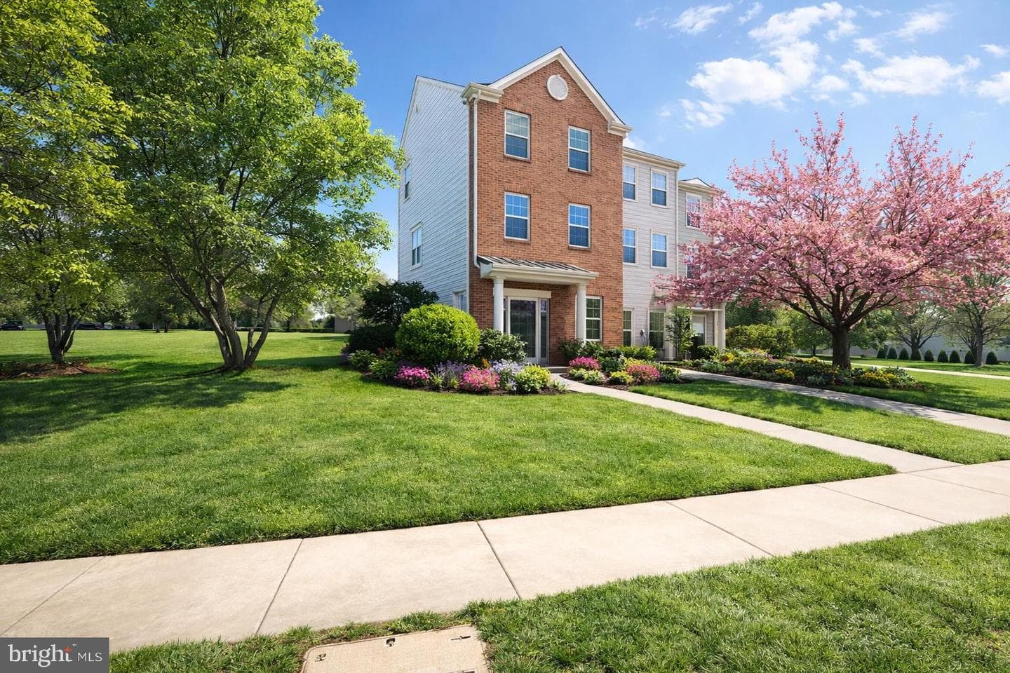 1311 Sorrell Court photo 2