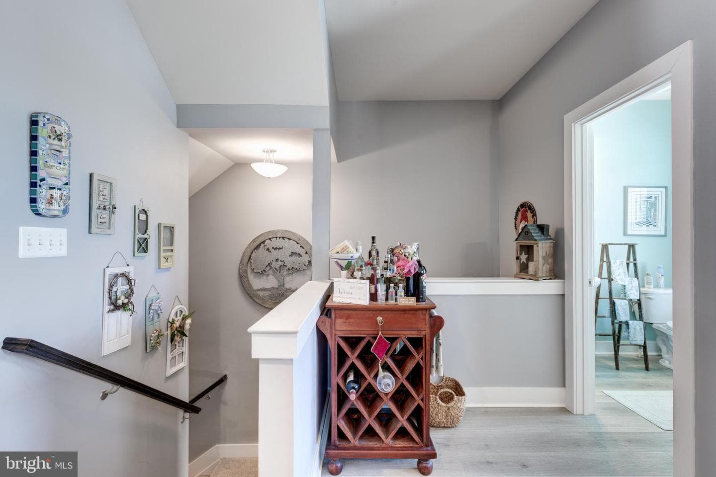 2723 Town View Circle photo 7