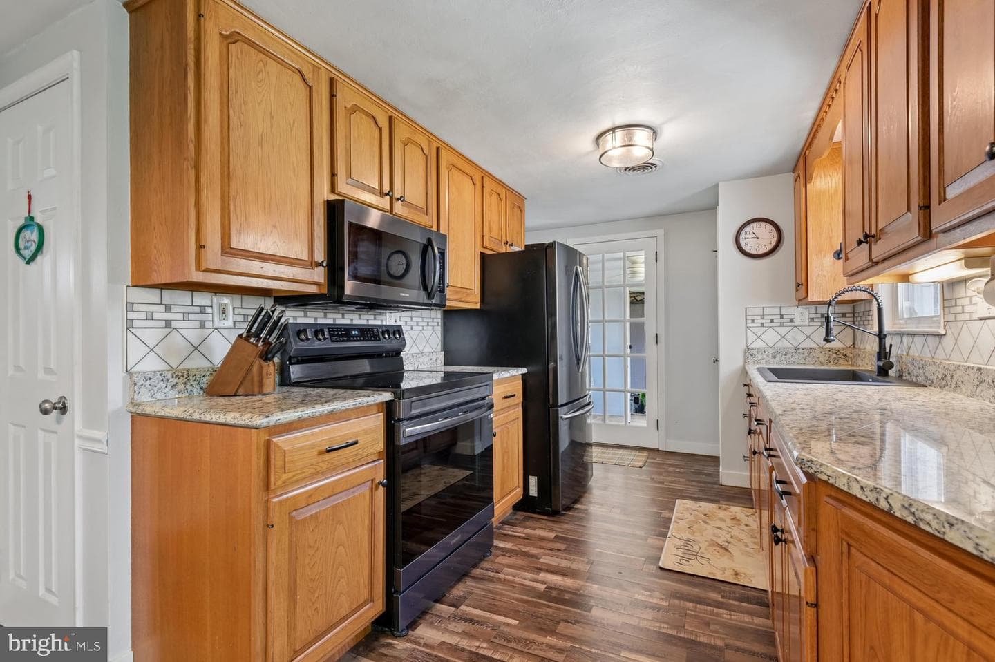 438 Hook Road photo 28