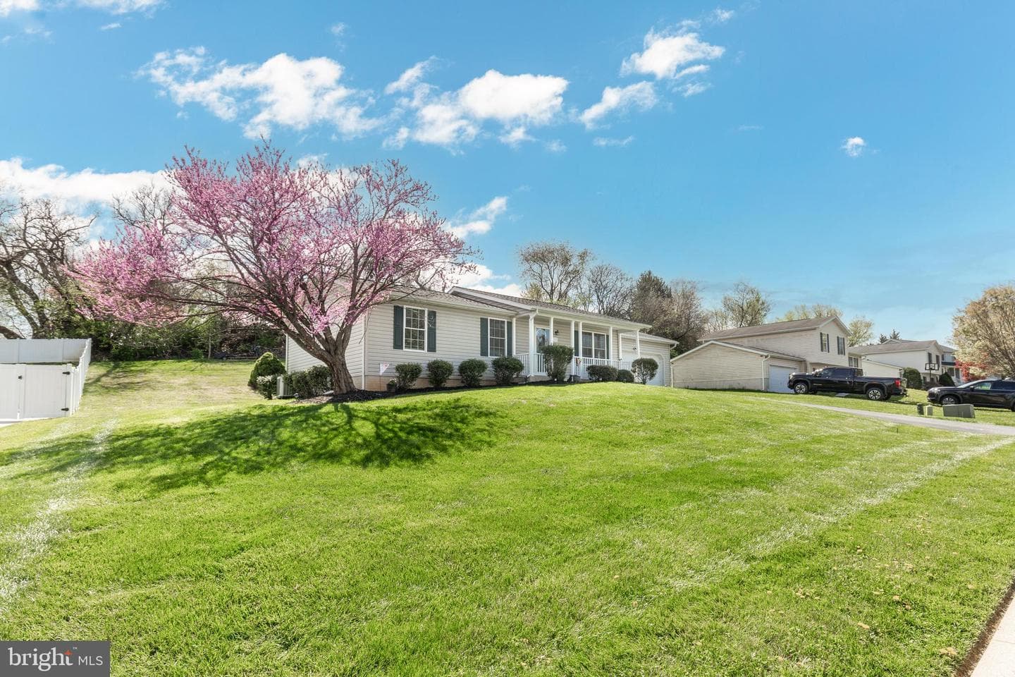 192 Marion Road photo 4