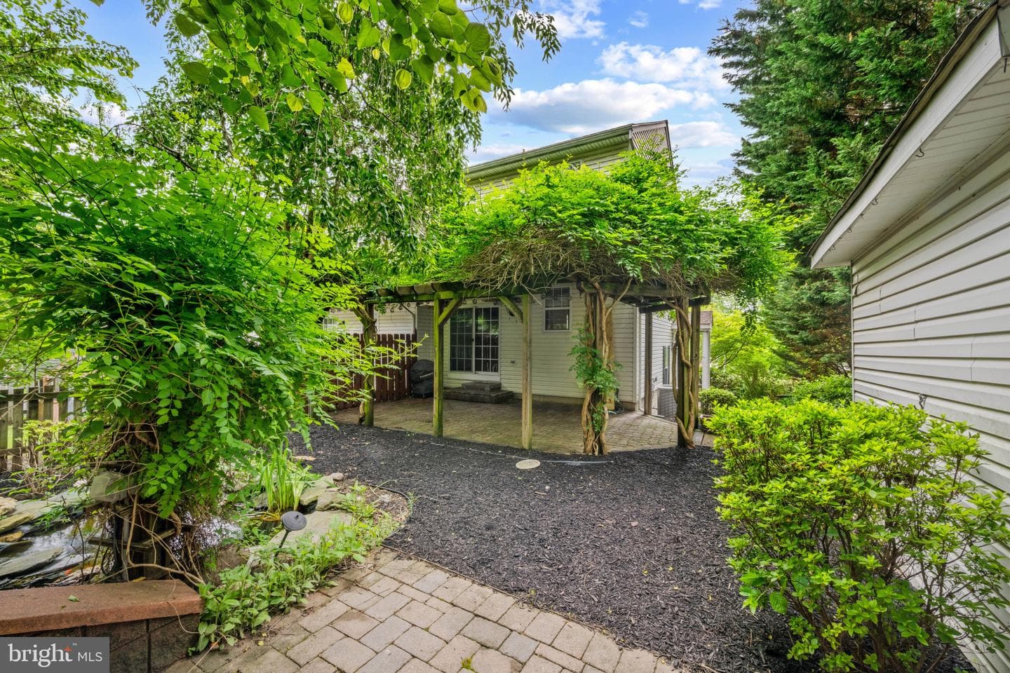 696 Tram Way photo 28