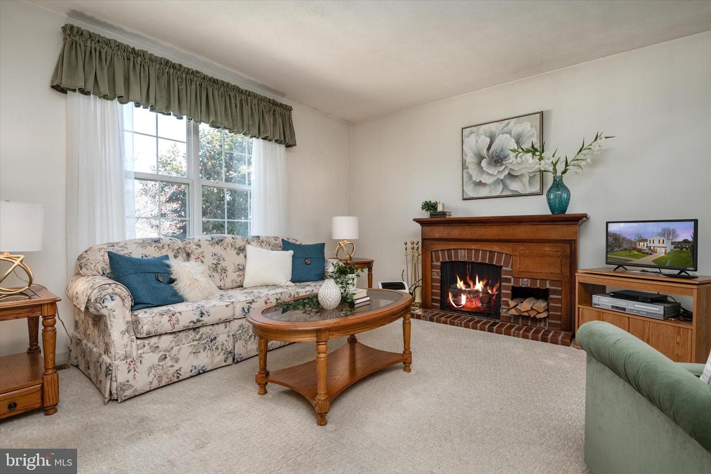 1198 N Carroll Street photo 5