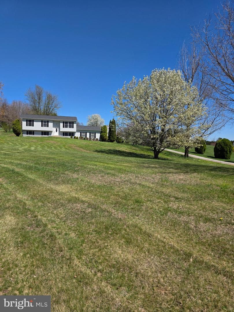4720 Trail Court