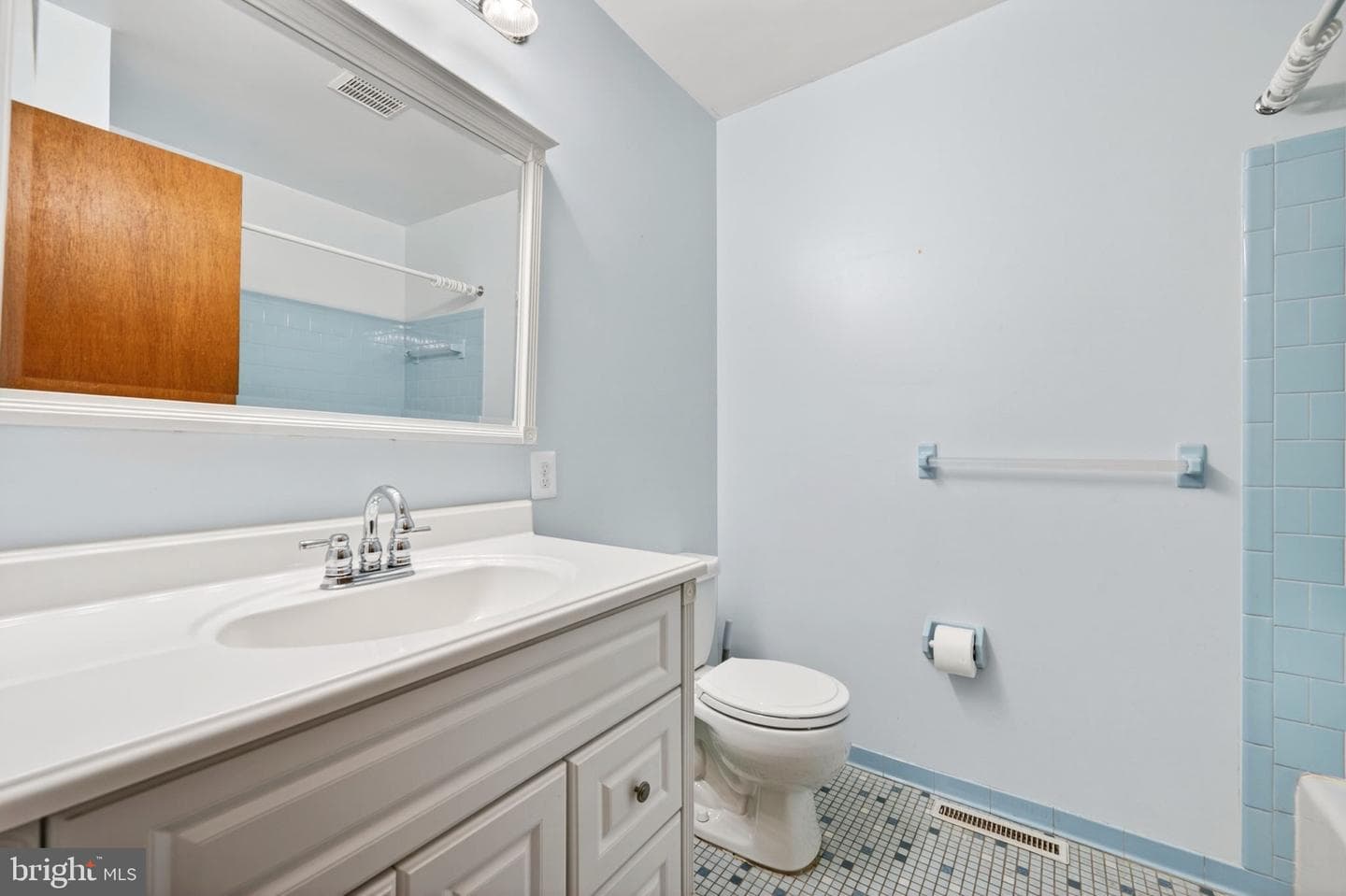 730 Rainbow Court photo 19